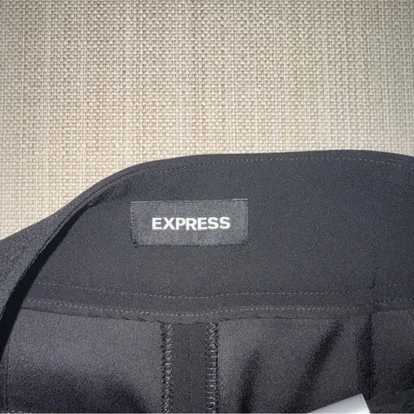 NWOT Express Women's Black High Waisted Shorts - Picture 7 of 10